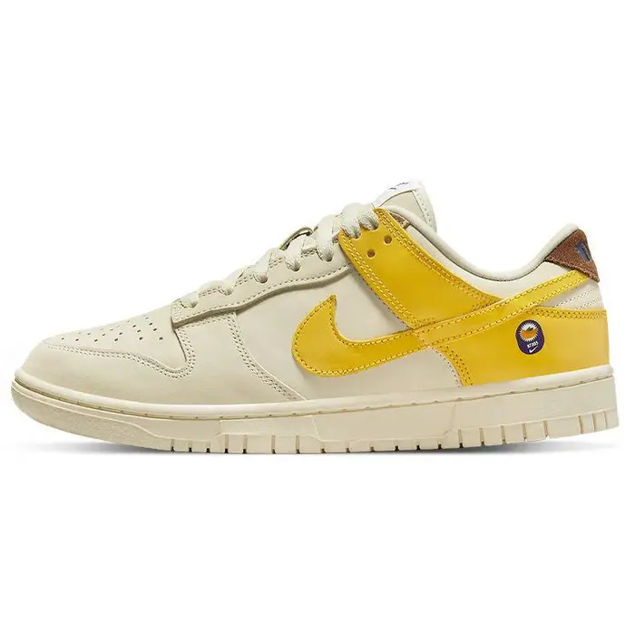 Dunk Low LX Banana Sneakers da Donna Crema Latte di Cocco Giallo Zolfo Vivace DR5487-100 41