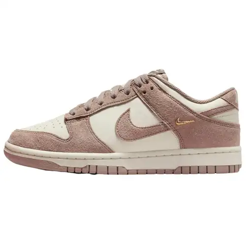 Nike Dunk Low Malt Mini Swoosh Sneakers da Donna Marrone Vela Oro Metallizzato IB4417-105