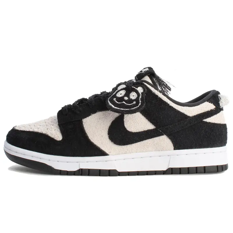 Dunk Low SE Pacchetto Panda-Monium - Sneakers da Uomo in Camoscio Nero Bianco IB2990-100 42.5