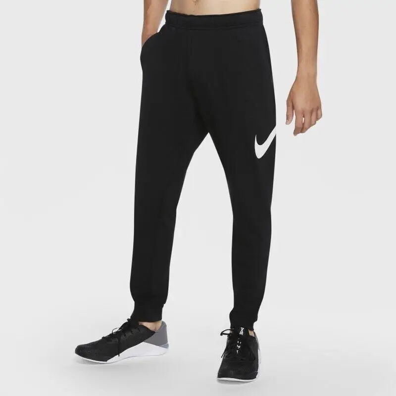 Pantalone uomo nike dri-fit tapered swoosh - nero | Nike