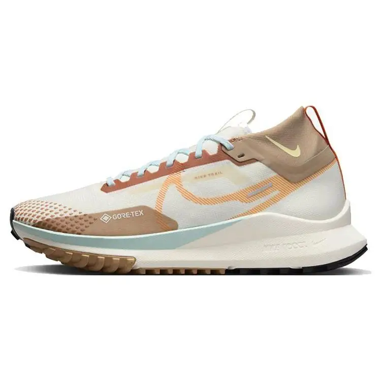 Nike React Pegasus Trail 4 GORE-TEX Have a Day Scarpe da Ginnastica da Uomo Multicolor Avorio Pallido Vela FN8886-181