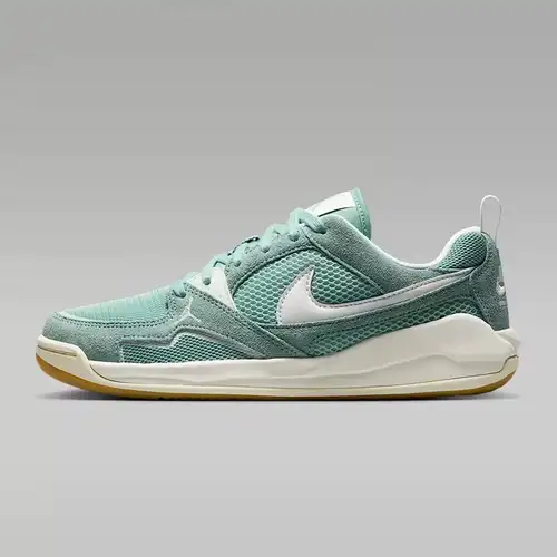 Nike Scarpe da donna WMNS JORDAN CMFT ERA Scarpe sportive e per il tempo libero HJ6778-002