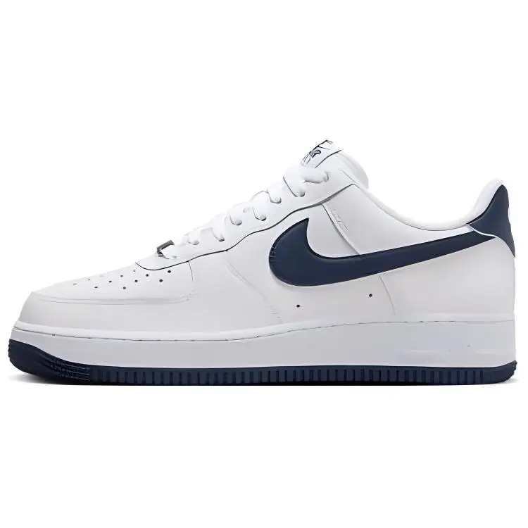 Nike Sneakers da uomo Air Force 1 07 Bianco Blu notte FJ4146-104