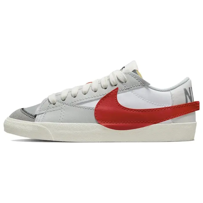 Sneakers da uomo Nike Blazer Low 77 Jumbo Bianco Rosso Università Photon-Dust Grigio Fumo Chiaro DQ8769-100 38 5