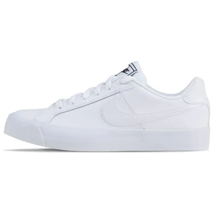 Nike Sneakers Court Royale AC Bianche da Donna Nere AO2810-102 35 5