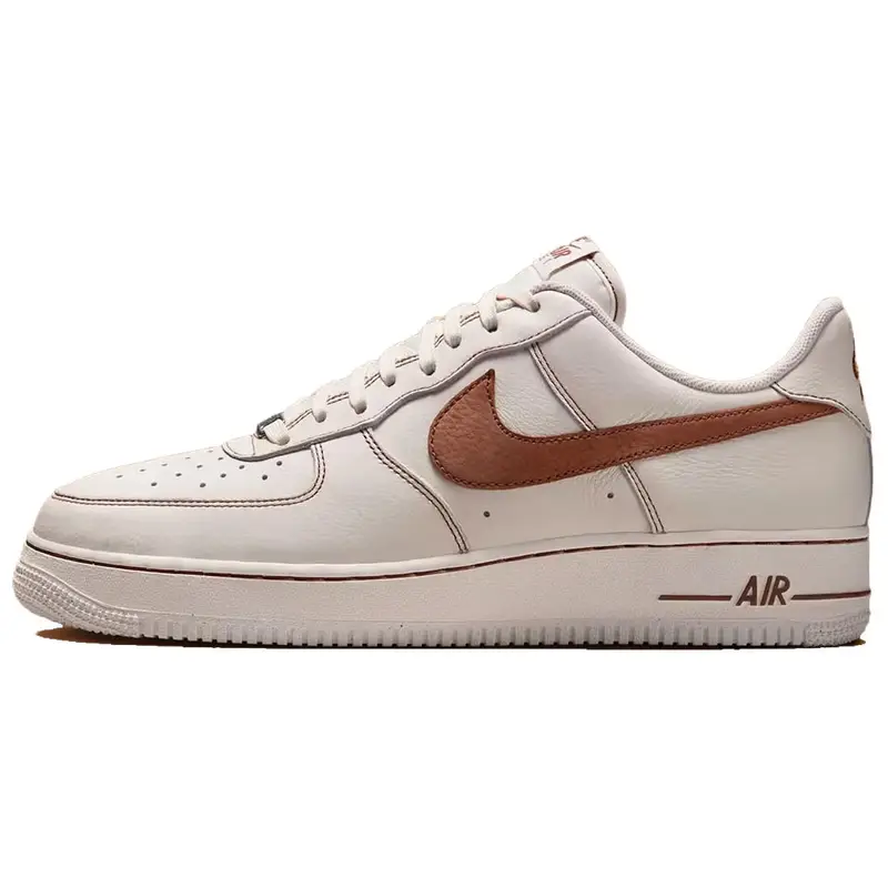 Nike Sneakers Unisex Air Force 1 07 LV8 Avorio Marrone Sella Crema HQ2037-101 38 5