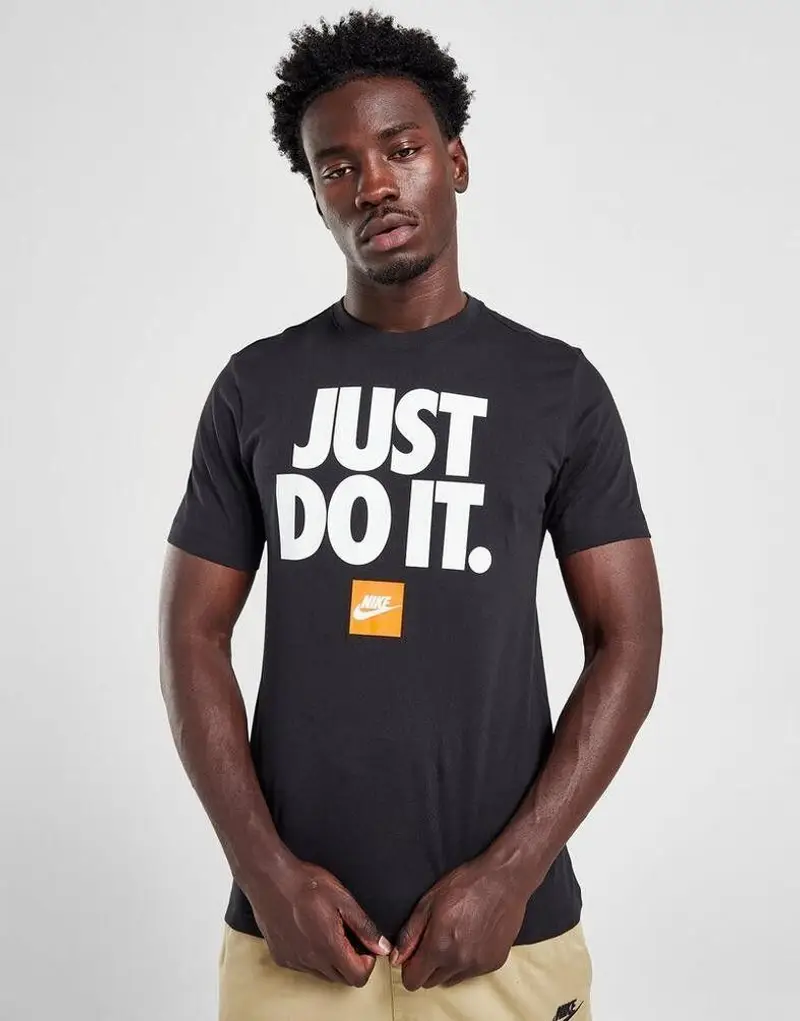 Nike T-shirt Uomo Nero 2358480