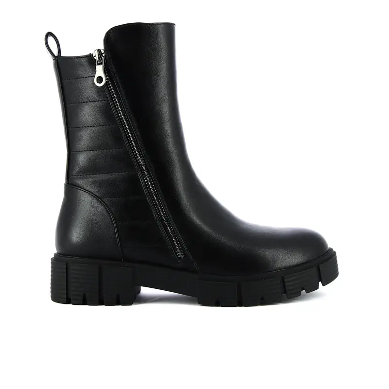 OBSEL Stivaletti neri bassi con zip e gambale alto