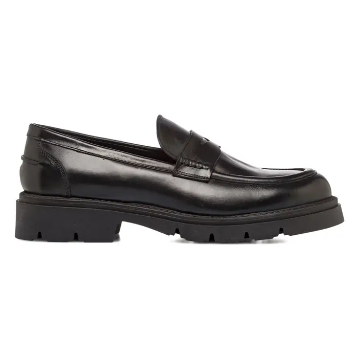 Mocassini neri casual in pelle da uomo con suola in gomma