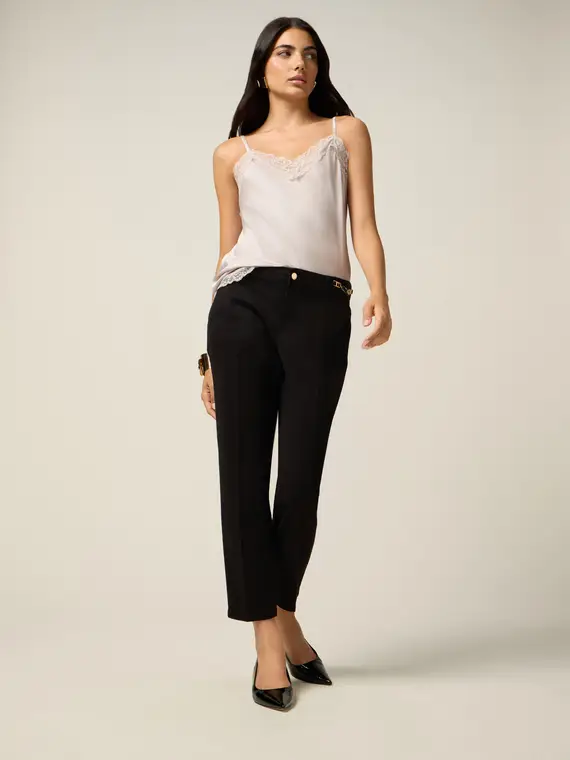 Oltre Pantaloni chinos in cotone-lyocell Donna, Nero