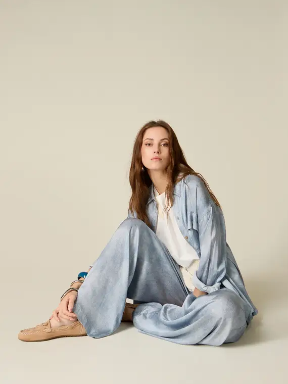 Pantaloni palazzo in raso effetto denim Donna