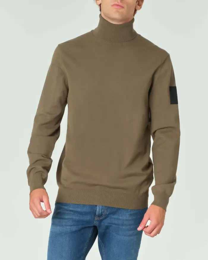 Dolcevita verde militare in misto viscosa