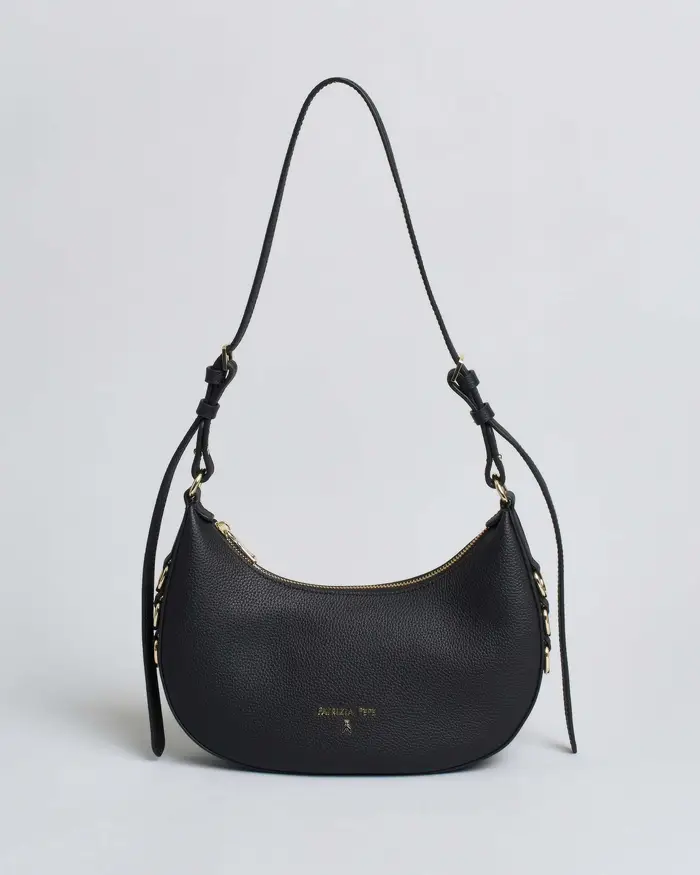 Patrizia Pepe Borsa piccola hobo nera in pelle con manico a catena argento e tracolla removibile