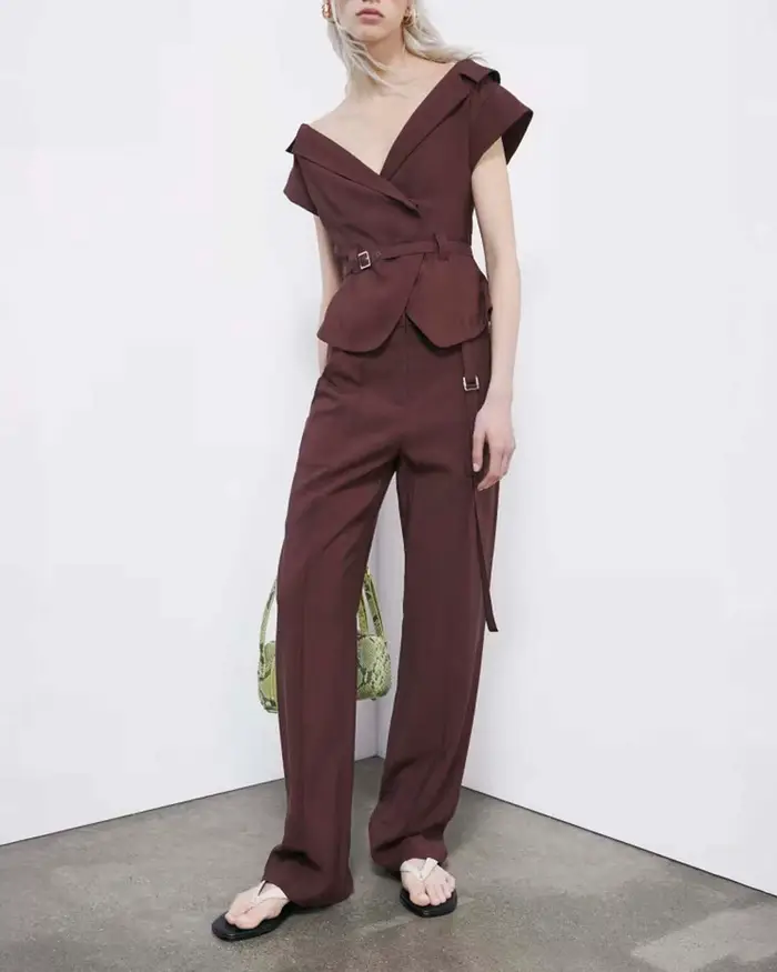 Pantaloni straight Patrizia Pepe bordeaux in twill di viscosa con cintura removibile e piega