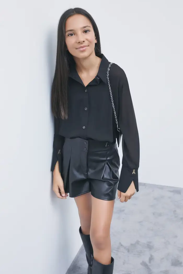 PATRIZIA PEPE Shorts in tessuto spalmato con pinces Nero