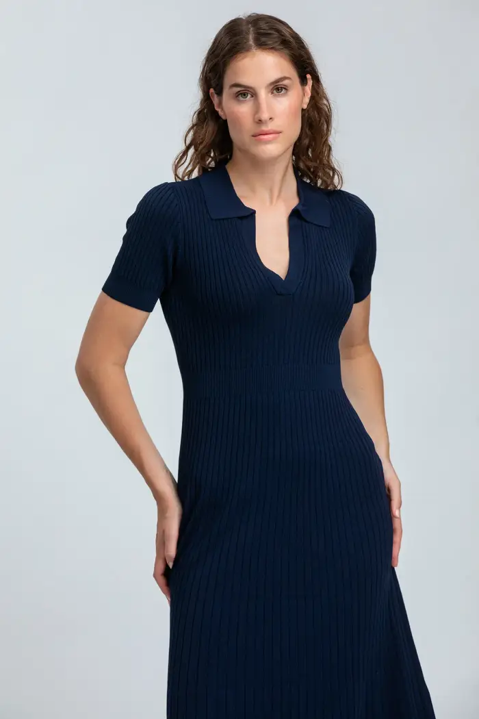 Pietro Brunelli Milano AZALEA | Abito Svasato Blu Scuro con Colletto Navy