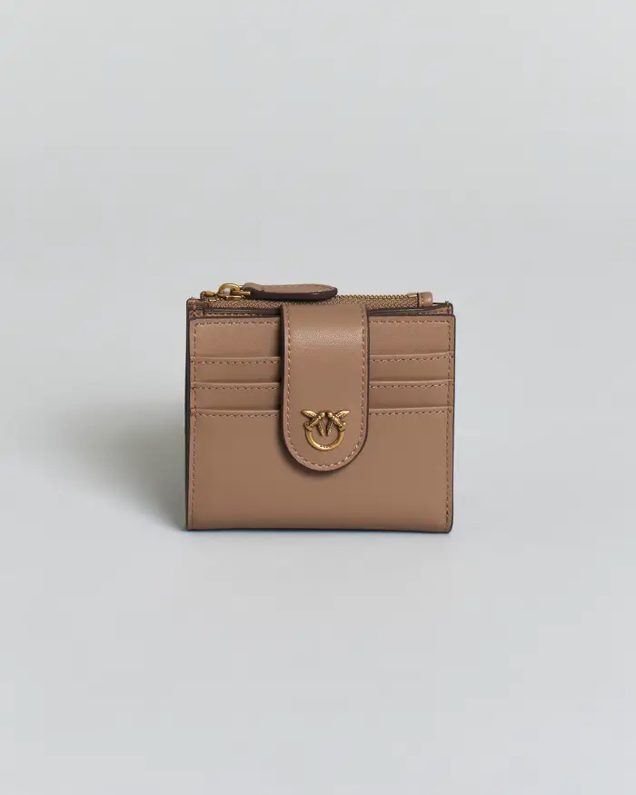 Portafoglio piccolo Pinko in pelle liscia color cammello con logo dorato