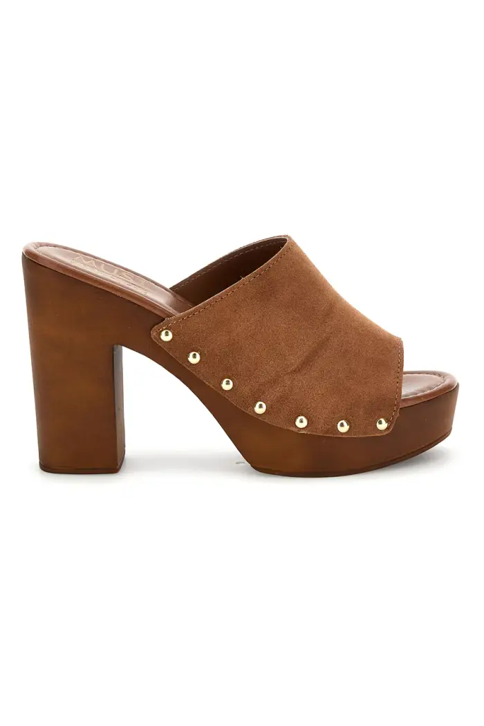 PITTARELLO Sandalo marrone con tacco e borchie Must Have 11233 [CUOIO]