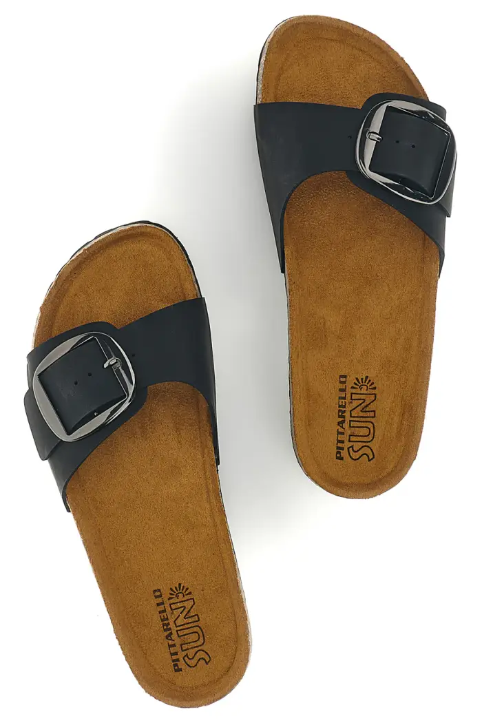 Ciabatte nere con fascia e maxi fibbia Pittarello sun SR003 [NERO]