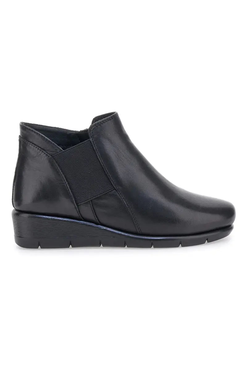 PITTARELLO Tronchetti neri con zeppa e memory foam 11690 [NERO]