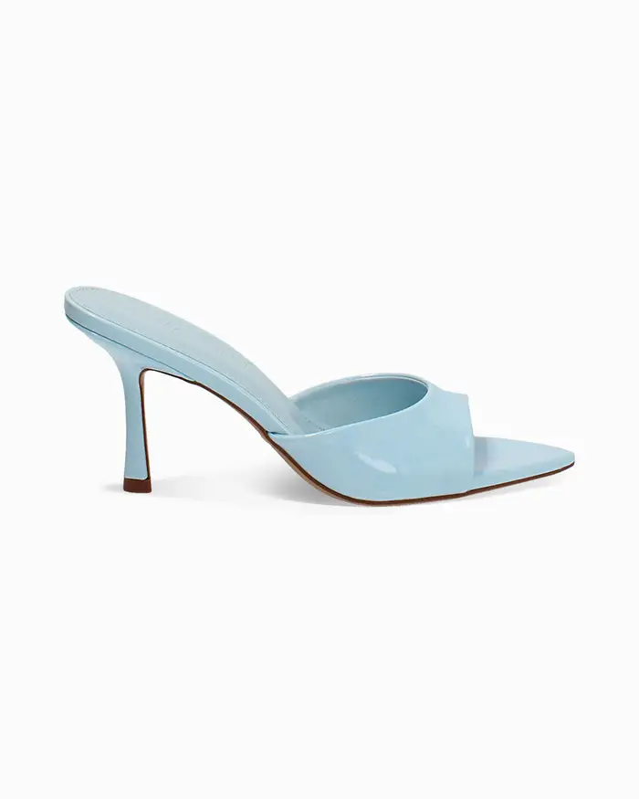 Mules in vernice celeste CELE