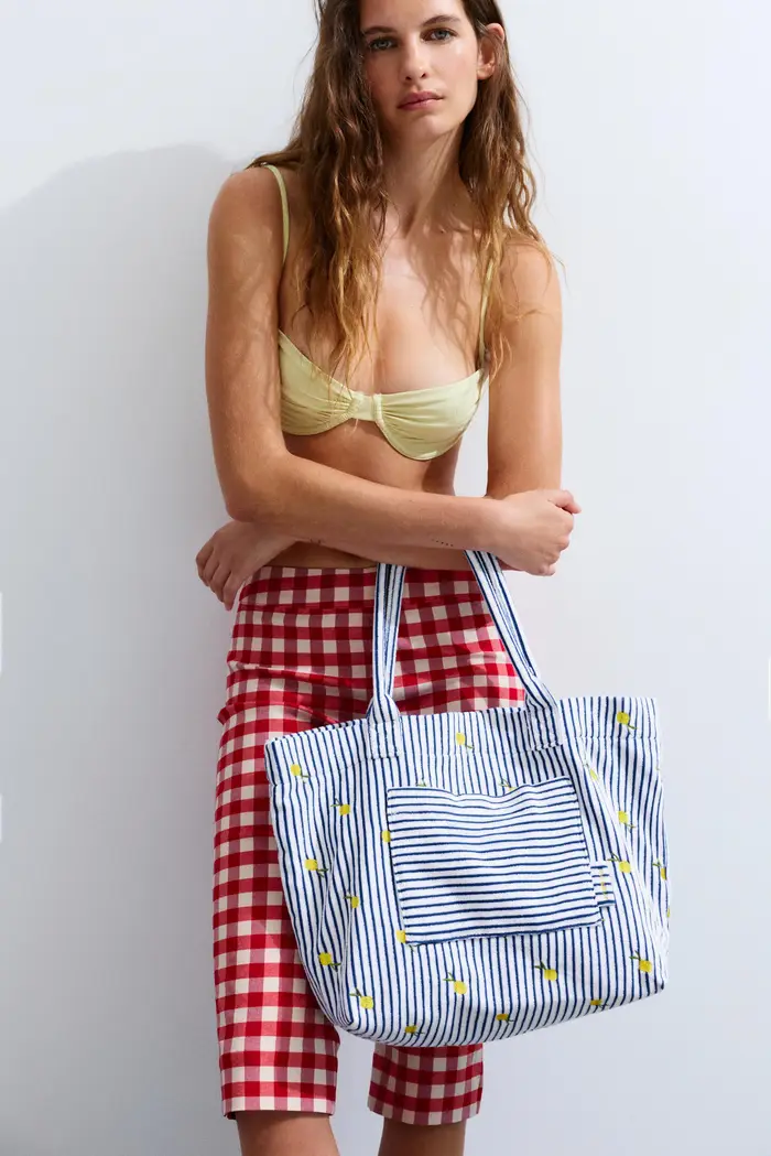 Pull&Bear Borsa Shopper A Righe Effetto Spugna Azzurro