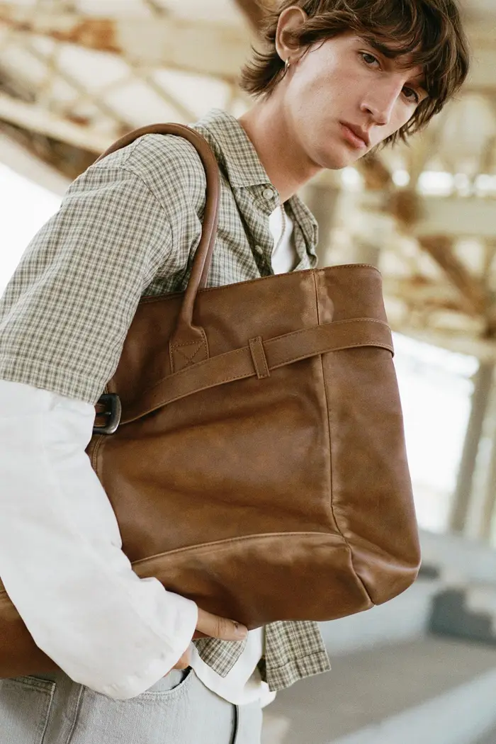 Borsa Shopper Effetto Vissuto Con Fibbia Marrone