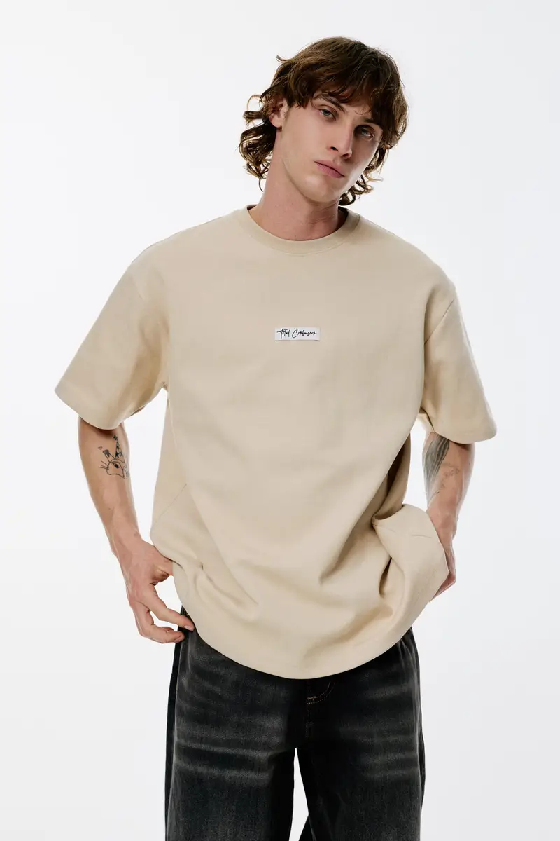 Pull&Bear Felpa A Maniche Corte Interlock Grafica Sabbia