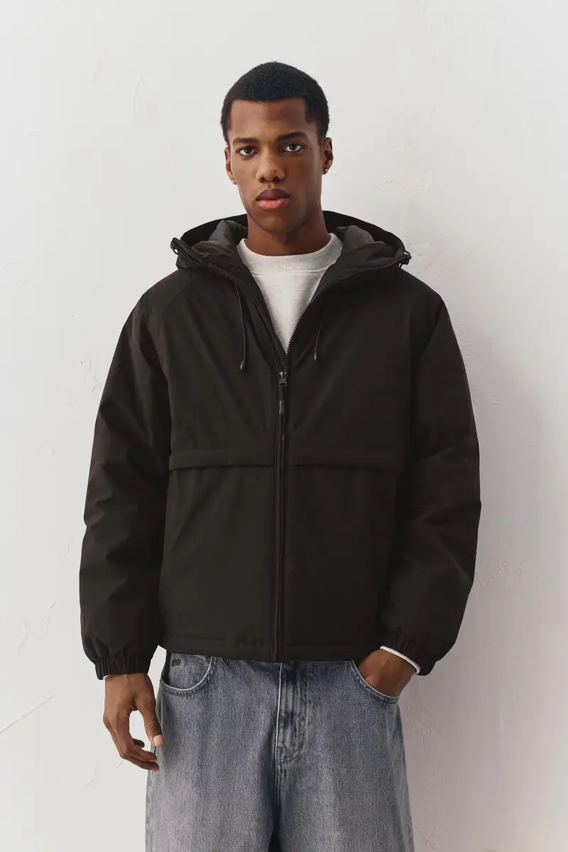 Pull&Bear Giacca Imbottita Collo Alto Nero