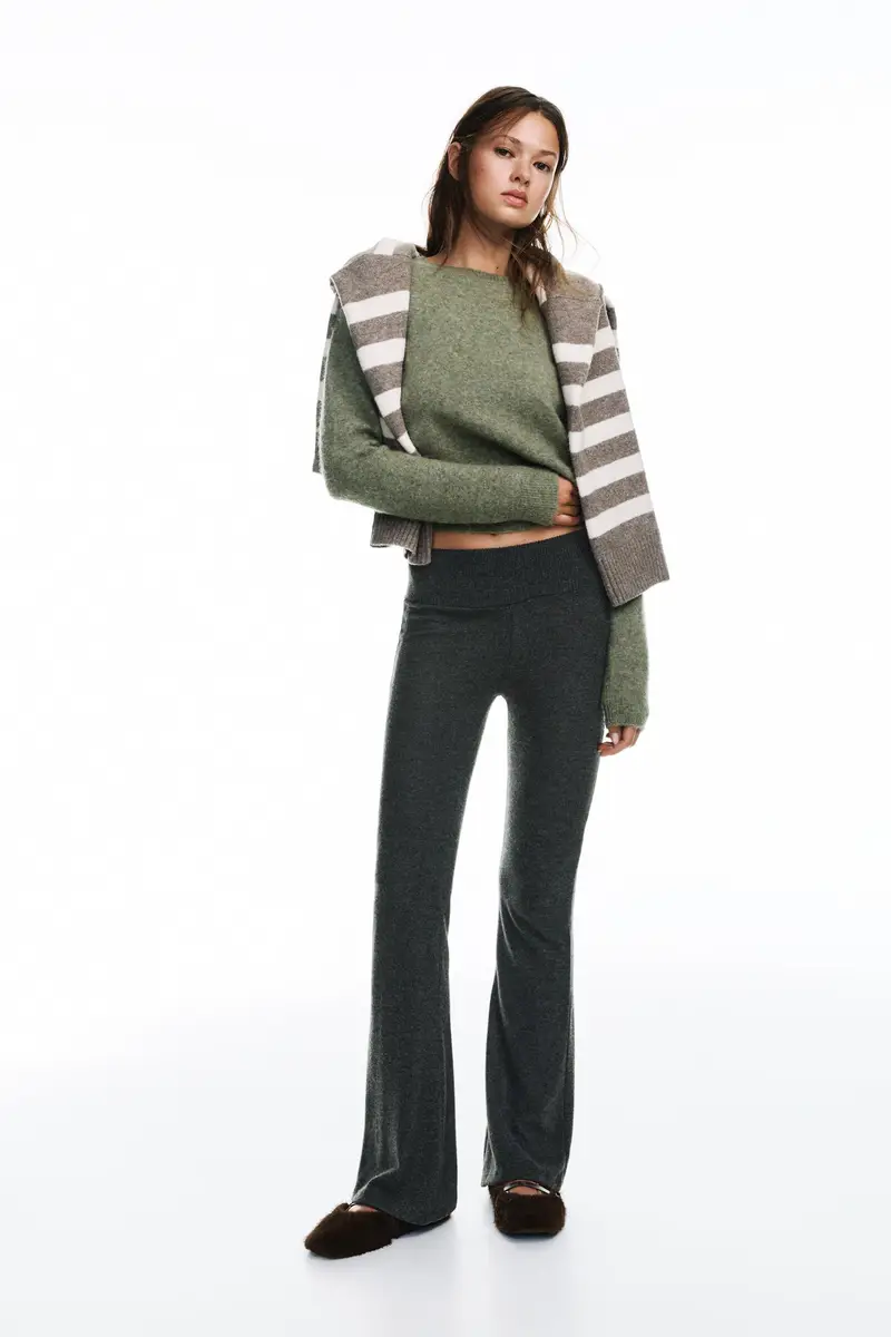 Pull&Bear Pantalone A Campana Soft Touch Grigio oscuro