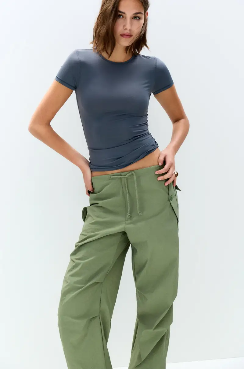 Pull&Bear T-Shirt In Poliammide A Maniche Corte Blu marino