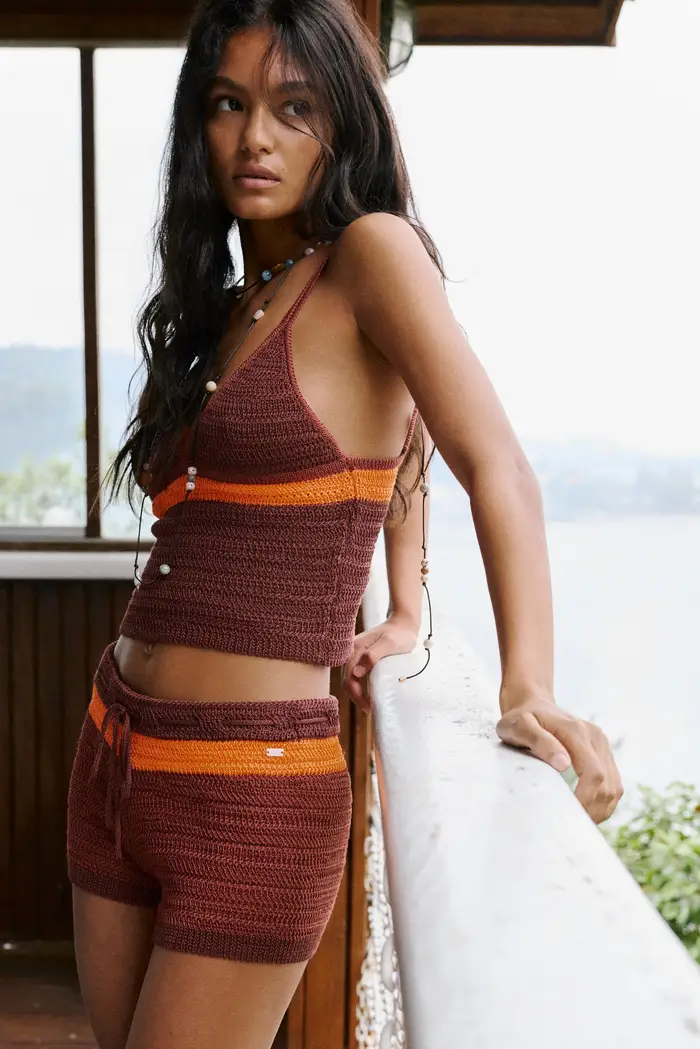 Top In Maglia Crochet A Righe Marrone