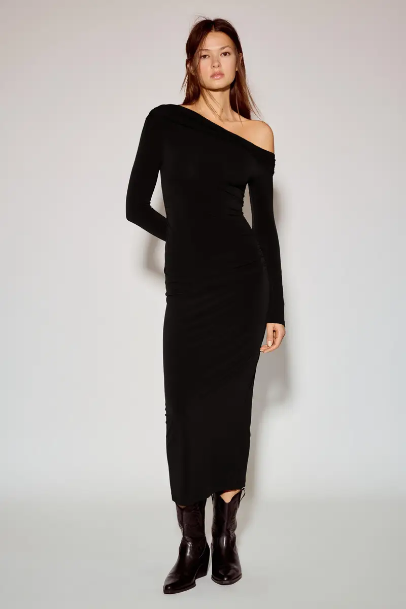 Pull&Bear Vestito Midi Scollo Bardot Nero