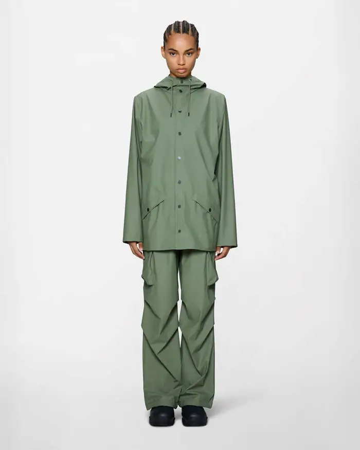 Rains Giacca antipioggia Jacket verde salvia in tessuto impermeabile con cappuccio