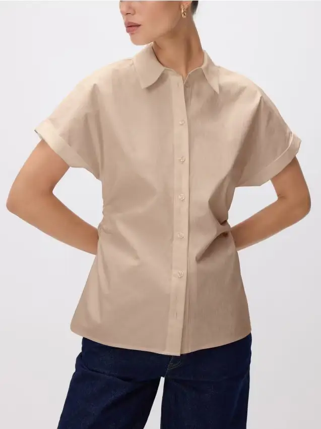 Reserved Camicia aderente in cotone - beige