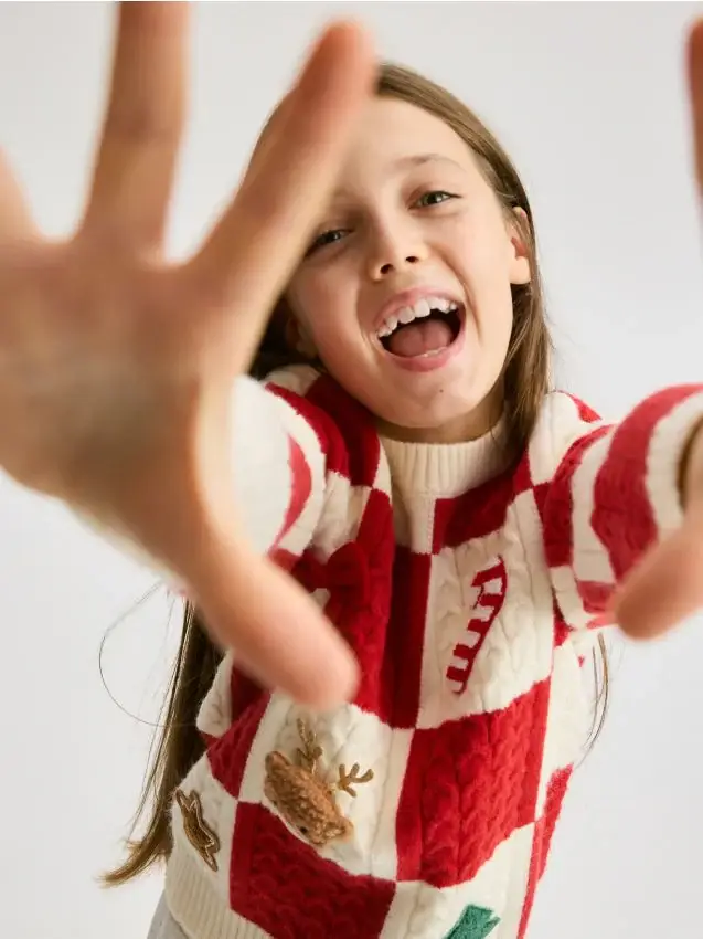 Reserved Maglione con applicazione natalizia - multicolore