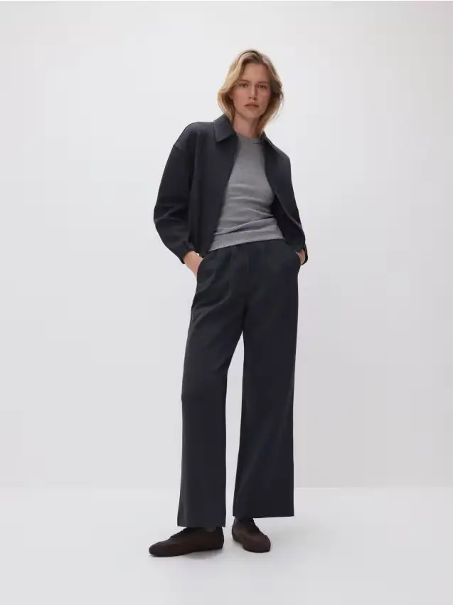 Reserved Pantaloni con pinces - grigio scuro
