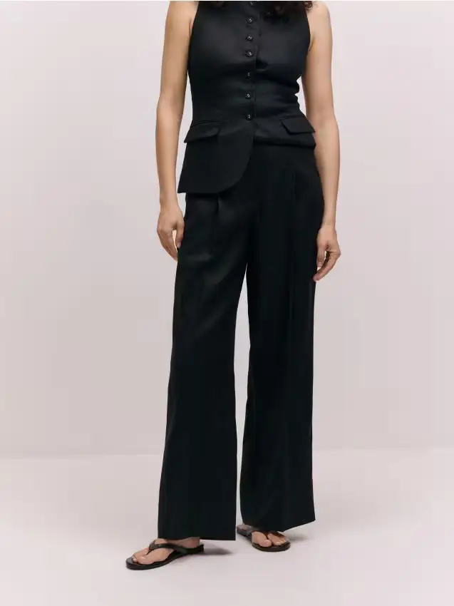 Reserved Pantaloni in lino - nero