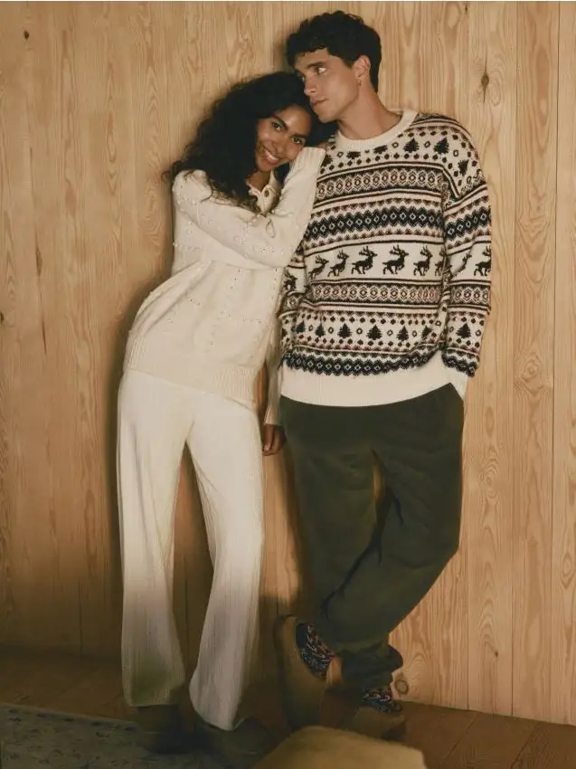 Reserved Pantaloni in pile regular - verde oliva chiaro