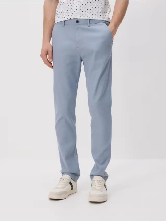 Reserved Pantaloni slim chino in cotone - blu