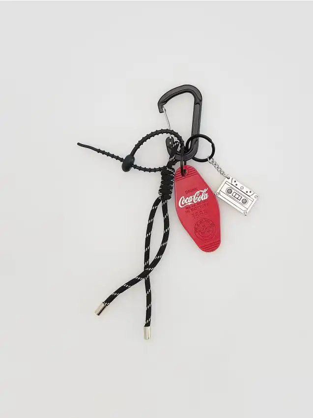 Reserved Portachiavi Coca-Cola con ciondoli - nero