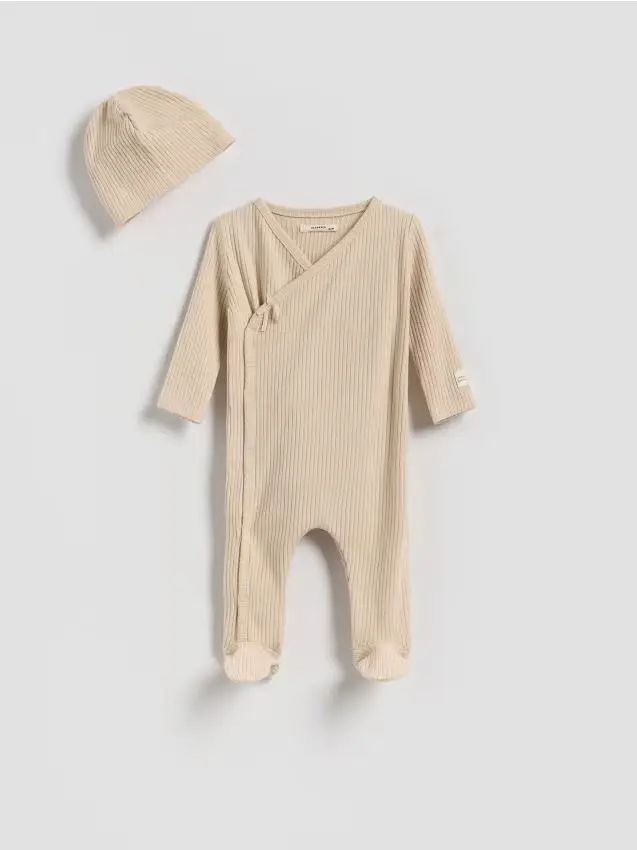 Reserved Set in cotone con cappello - beige