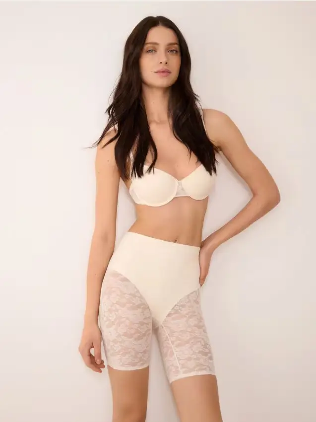 Reserved Slip 4589888