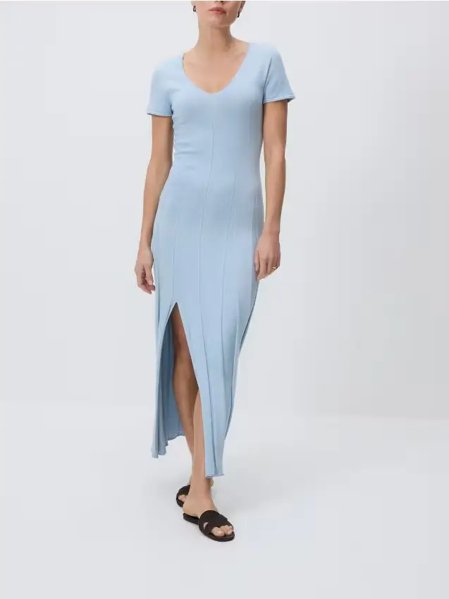 Reserved Vestito in misto lyocell - blu pallido