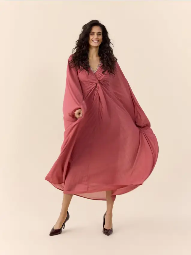 Reserved Vestito kimono plissettato - rosa