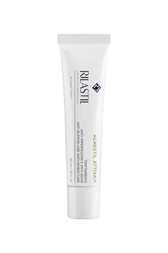 Rilastil Acnestil Crema Attiva + SPF30, Trattamento Anti-Imperfezioni per Pelli Miste, Grasse e con Tendenza Acneica