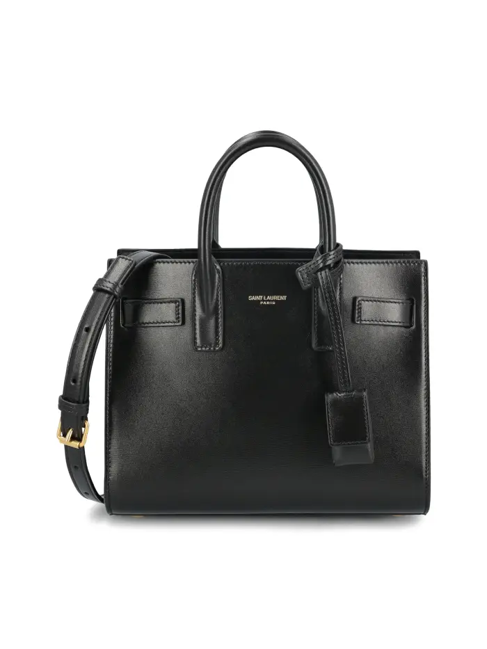 Borsa realizzata in pelle liscia NERO
