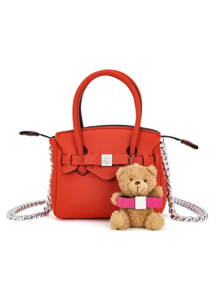 Save My Bag borsa shopping miss media in lycra rossa con charm orsetto