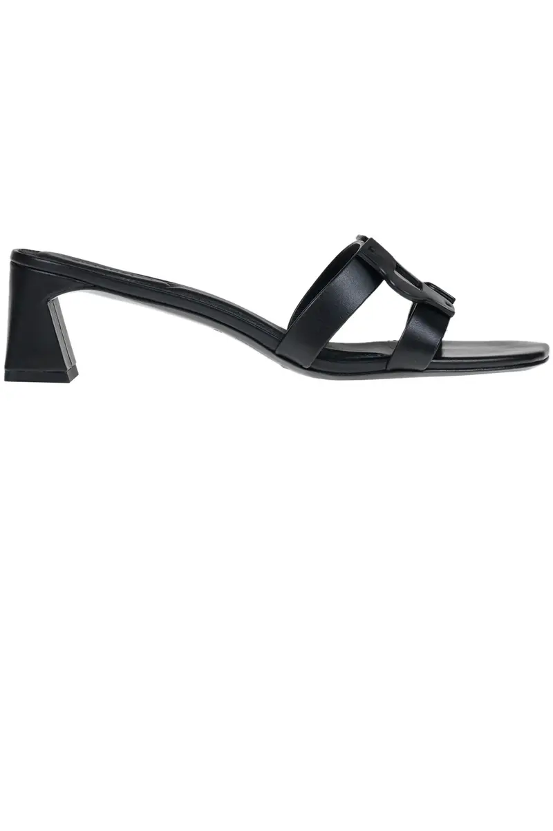 Simkahi Mules 4457382