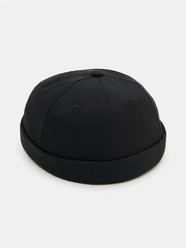 Sinsay Beanie in stile docker - nero